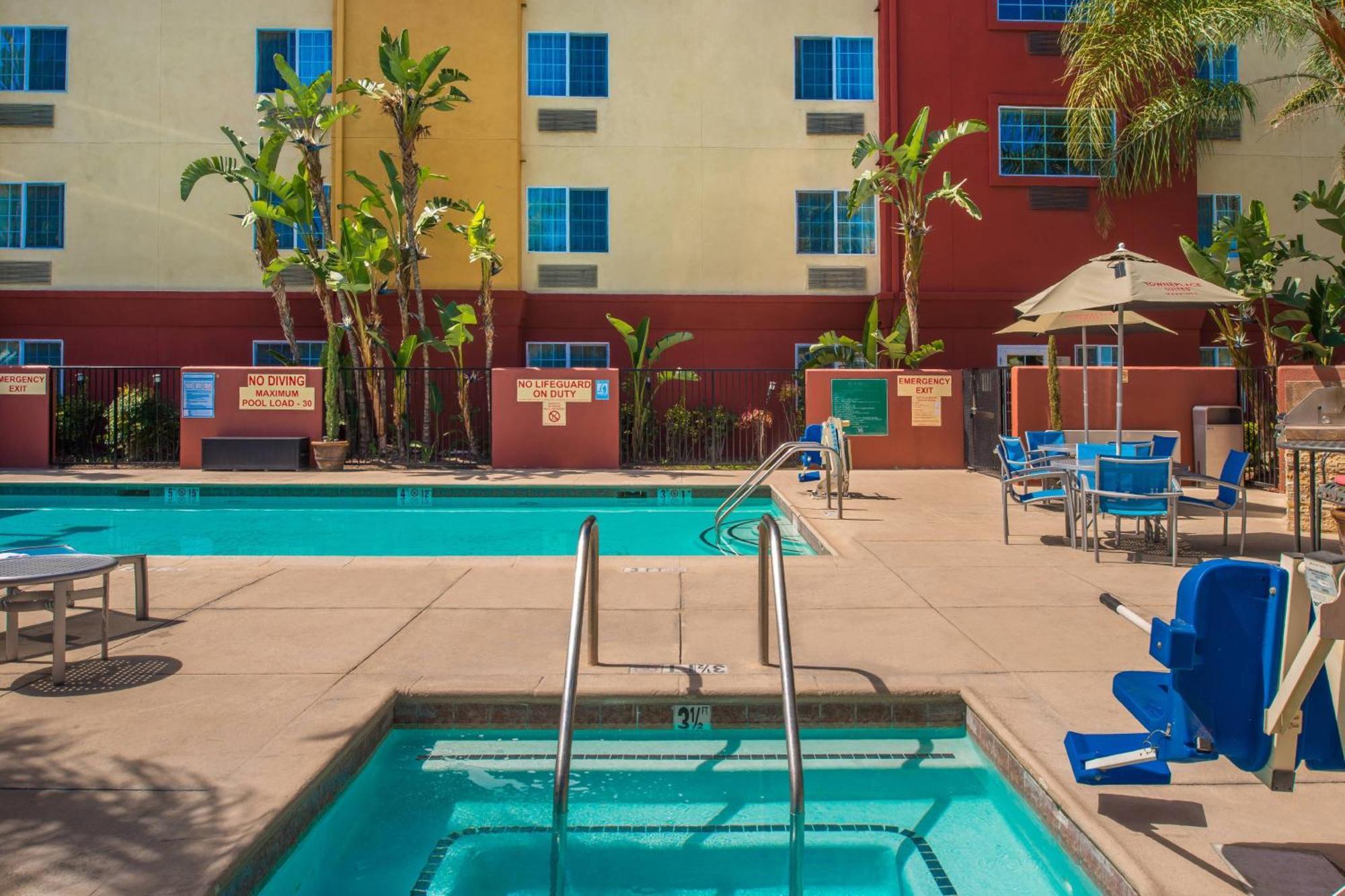 Towneplace Suites By Marriott Anaheim Maingate Near Angel Stadium Exterior foto