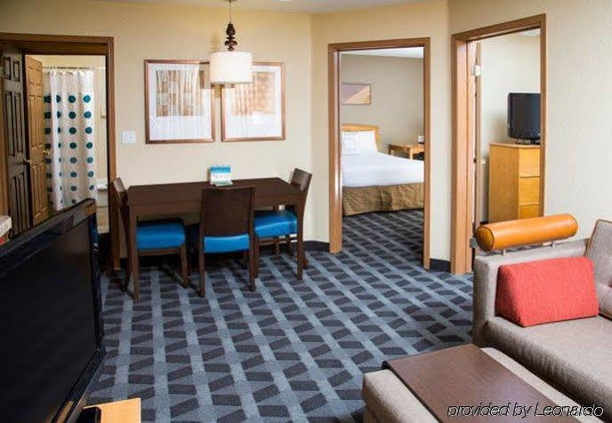 Towneplace Suites By Marriott Anaheim Maingate Near Angel Stadium Exterior foto